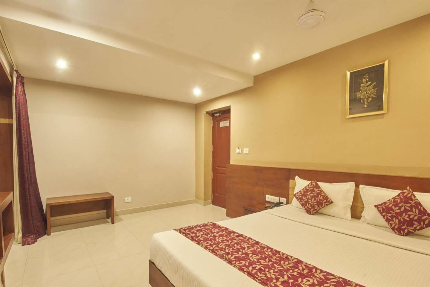 Pleasant Inn Puduccseri Kültér fotó