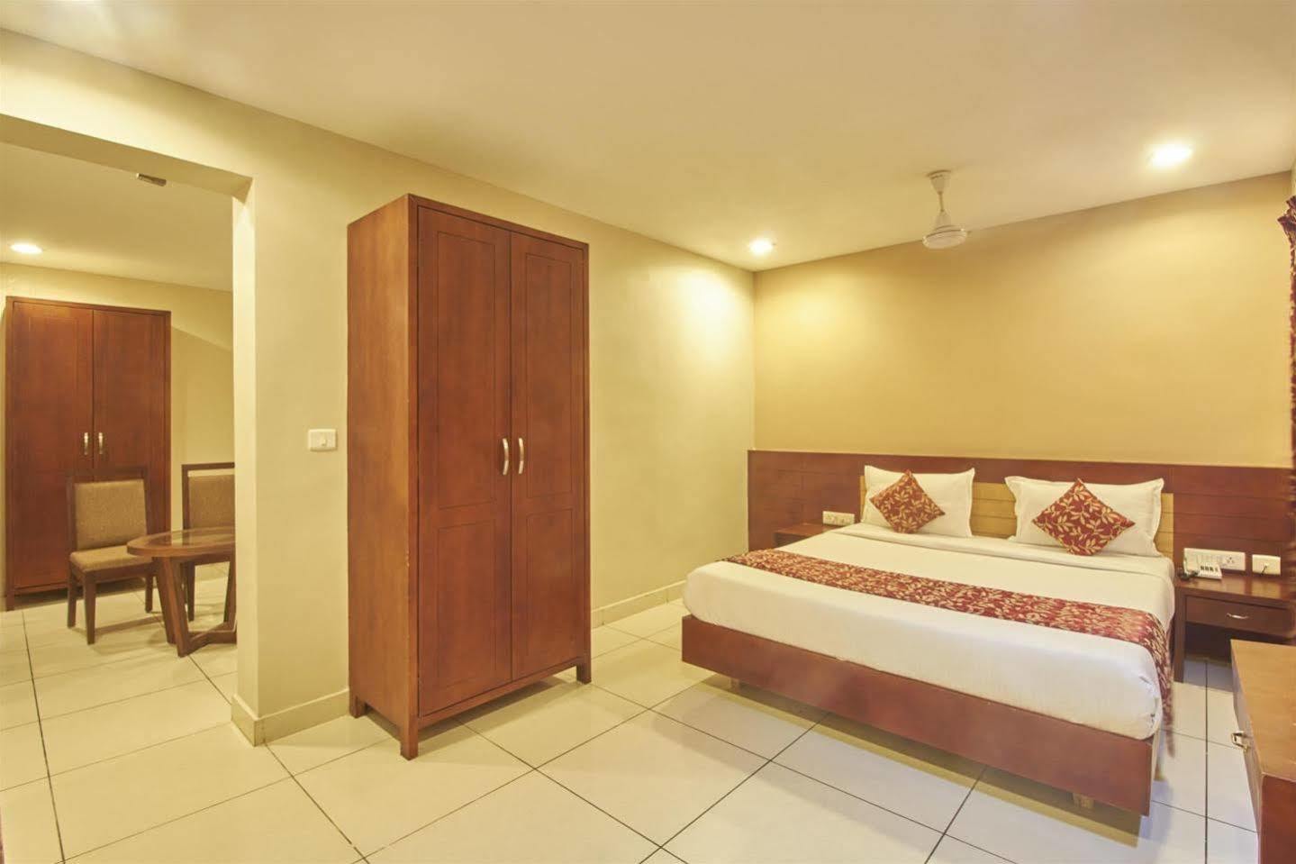 Pleasant Inn Puduccseri Kültér fotó